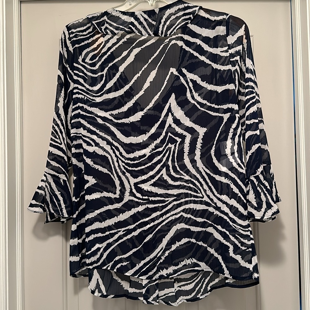 Jones New York Sheer Top - Picture 2 of 4